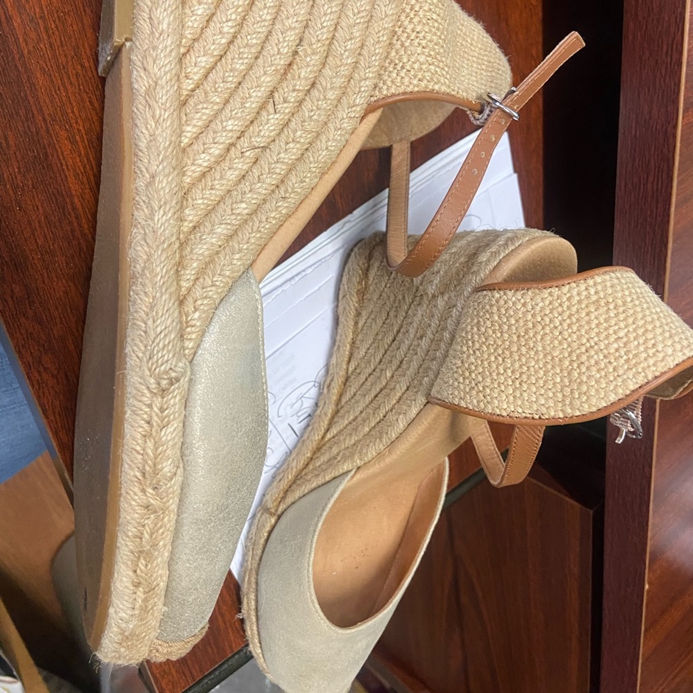 Halogen wedge espadrilles